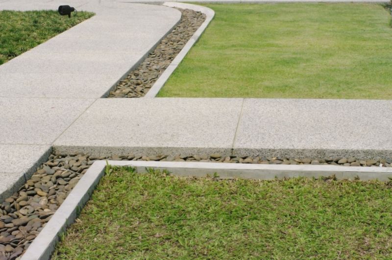 Elegant Concrete Curbings